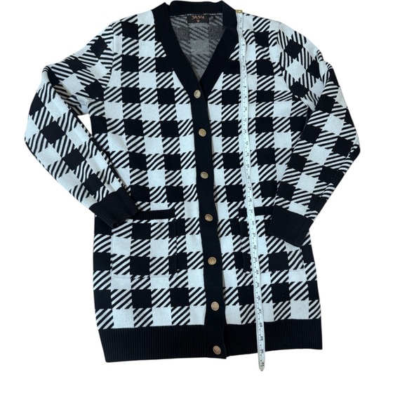 Chic Black and White Plaid Women's Cardigan - Picture 4 of 6